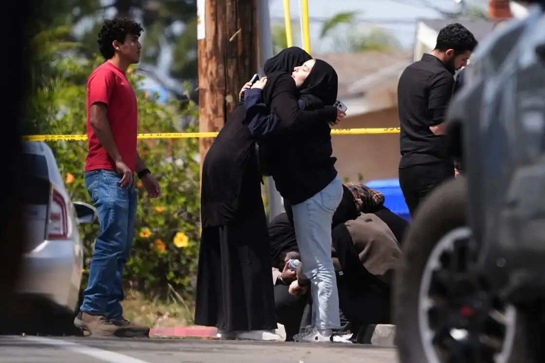 San Diego mosque shooters were being pursued by police before attack began